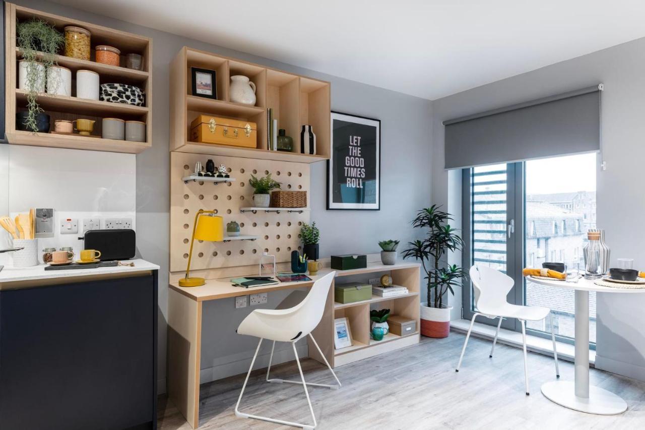 Appartement Modern At Huxley In The Heart Of *